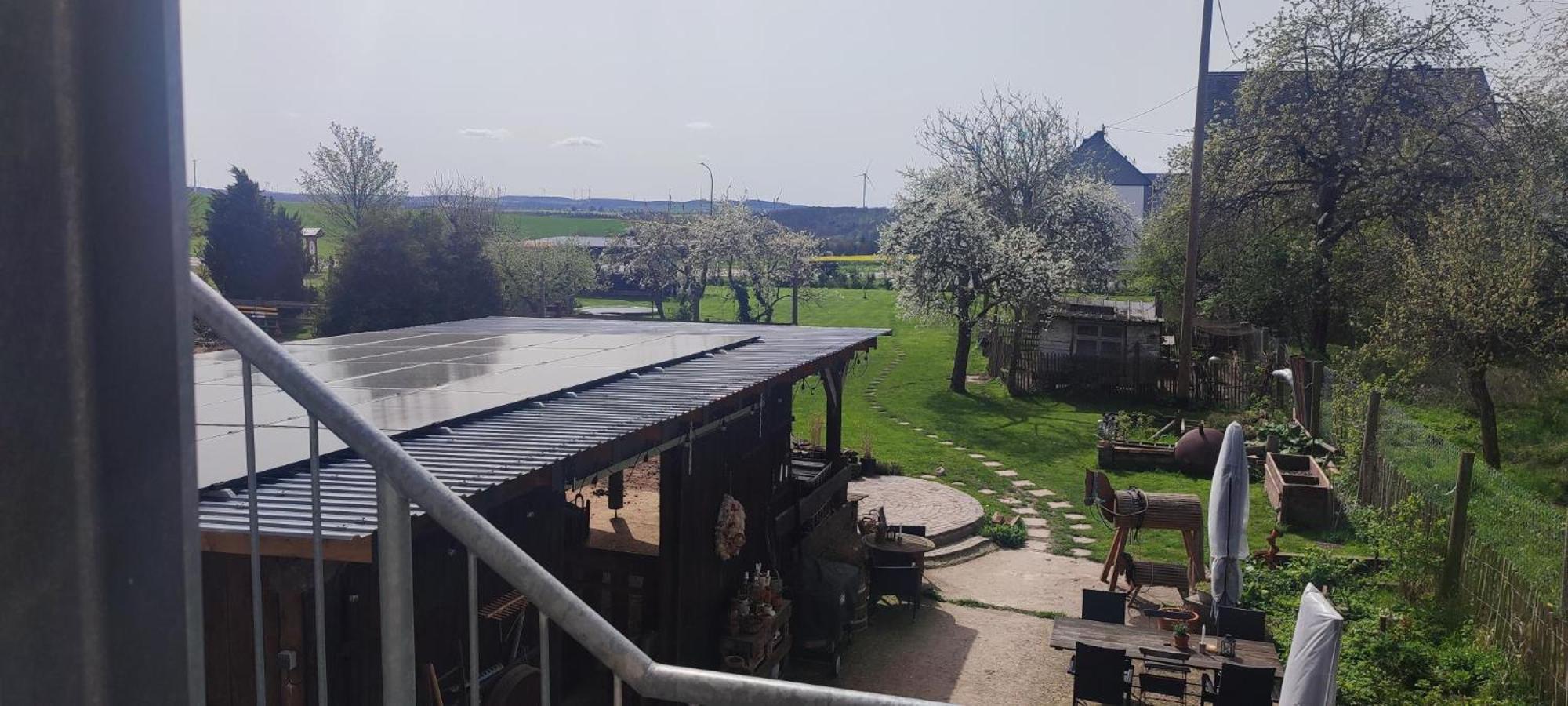 Landhof Lieg - Tierische Auszeit In Unseren Gemuetlichen Ferienwohnungen Exterior foto
