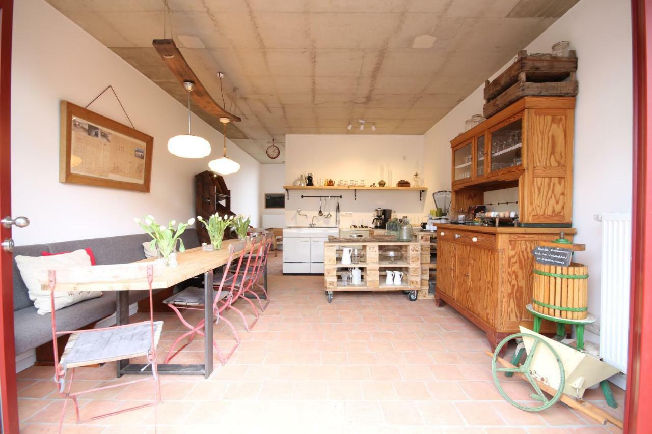 Landhof Lieg - Tierische Auszeit In Unseren Gemuetlichen Ferienwohnungen Exterior foto
